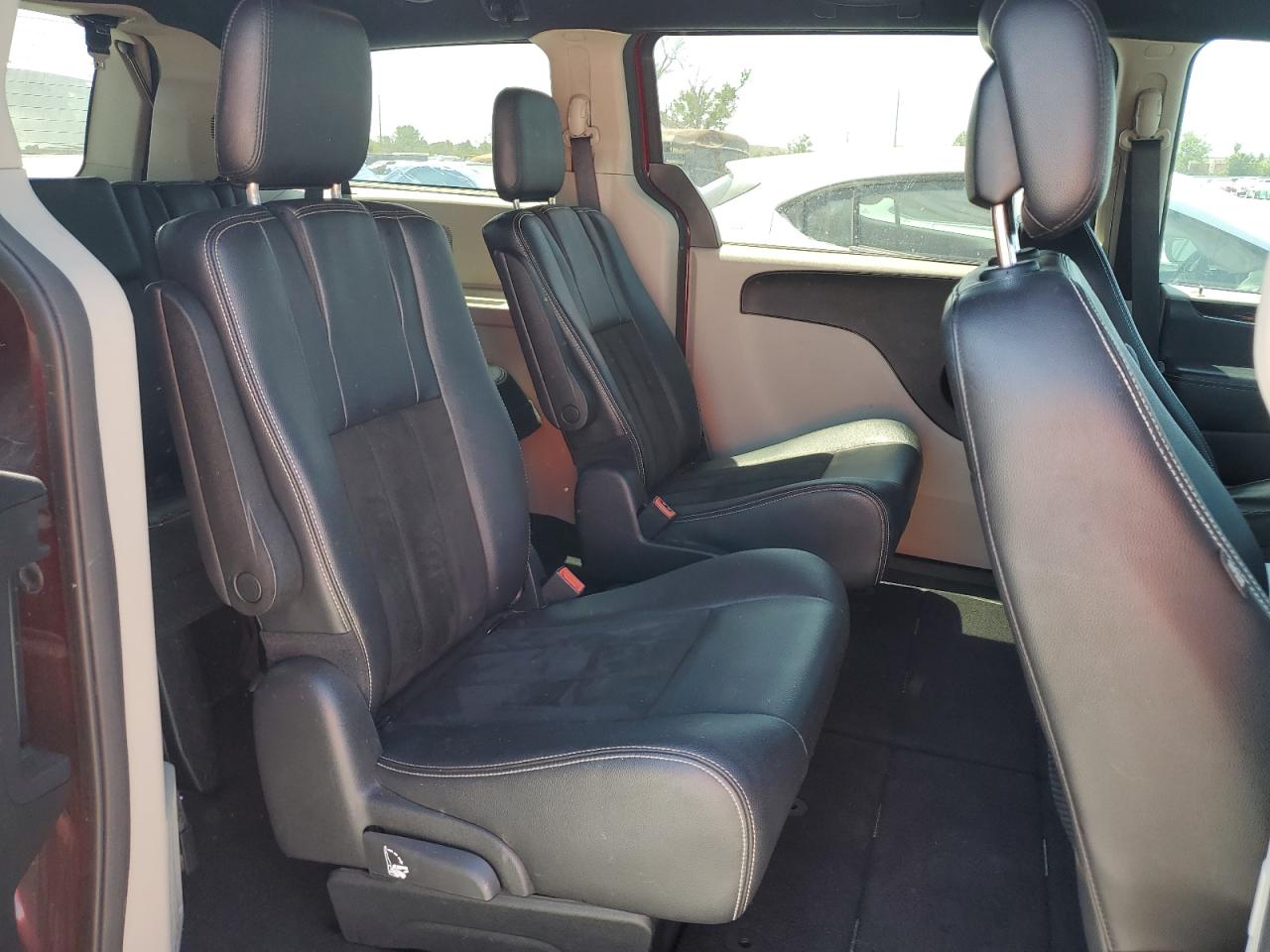 2C4RDGCG9KR759302 2019 Dodge Grand Caravan Sxt