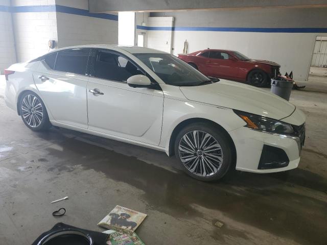  NISSAN ALTIMA 2023 Biały