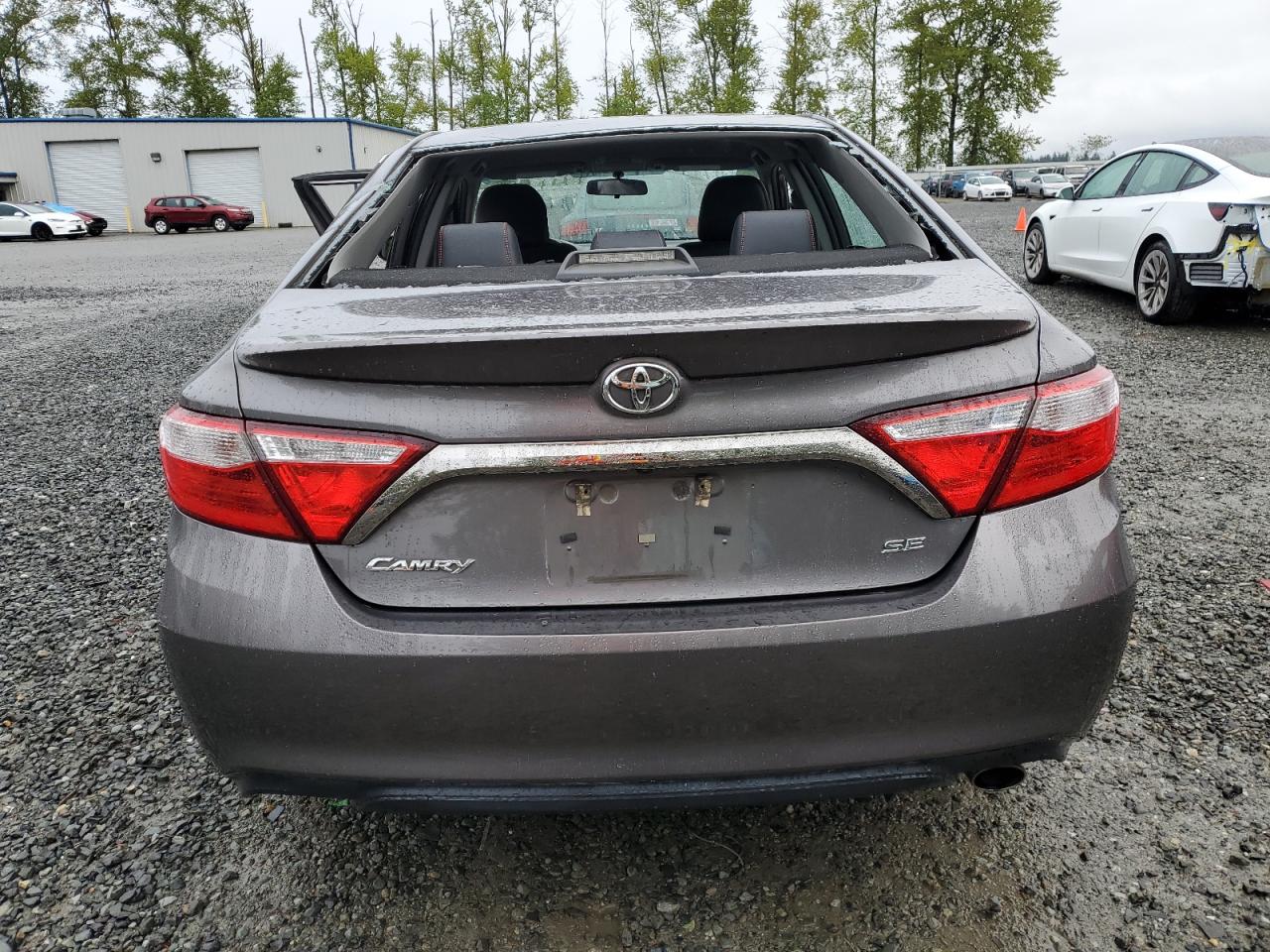 2016 Toyota Camry Le VIN: 4T1BF1FK1GU580122 Lot: 55092095