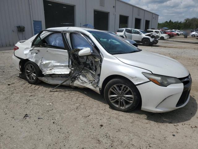  TOYOTA CAMRY 2016 Biały