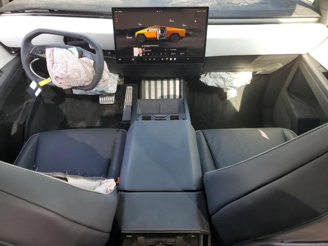  TESLA CYBERTRUCK 2024 Серебристый