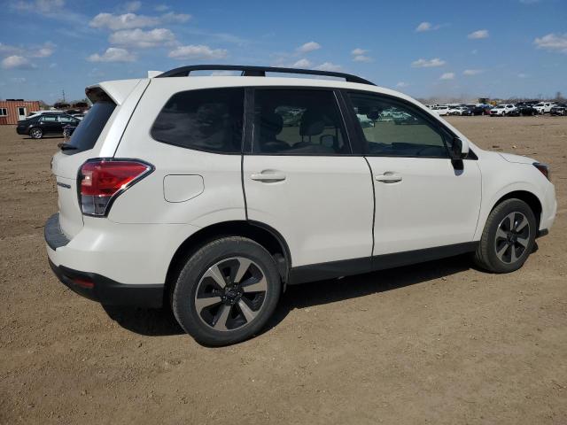  SUBARU FORESTER 2018 Белы