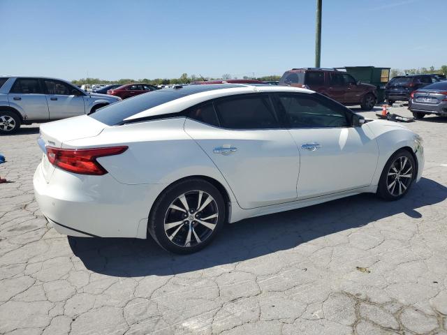 Sedans NISSAN MAXIMA 2017 Biały