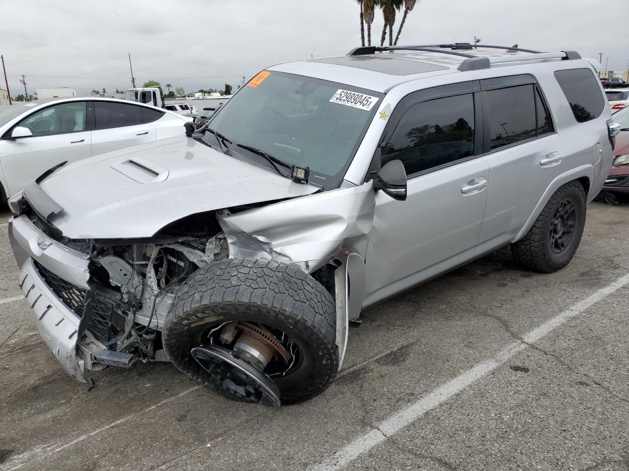 2016 Toyota 4Runner Sr5/Sr5 Premium en Venta en Van Nuys, CA - Front End
