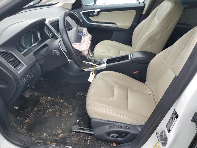 Паркетники VOLVO XC60 2015 Білий