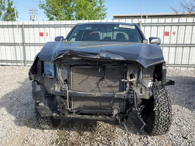  TOYOTA TACOMA 2017 Серый