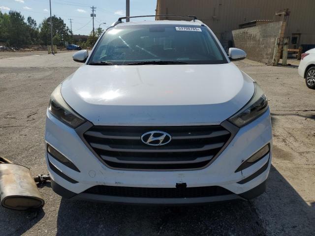  HYUNDAI TUCSON 2016 Белы