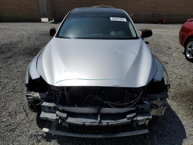  INFINITI Q50 2015 Srebrny