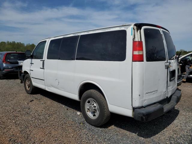 Minivans CHEVROLET EXPRESS 2012 Biały