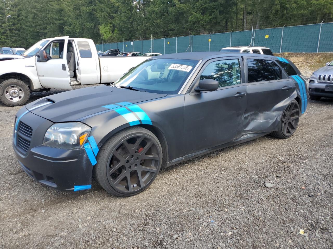 2005 Dodge Magnum Sxt for Sale in Graham, WA - Side