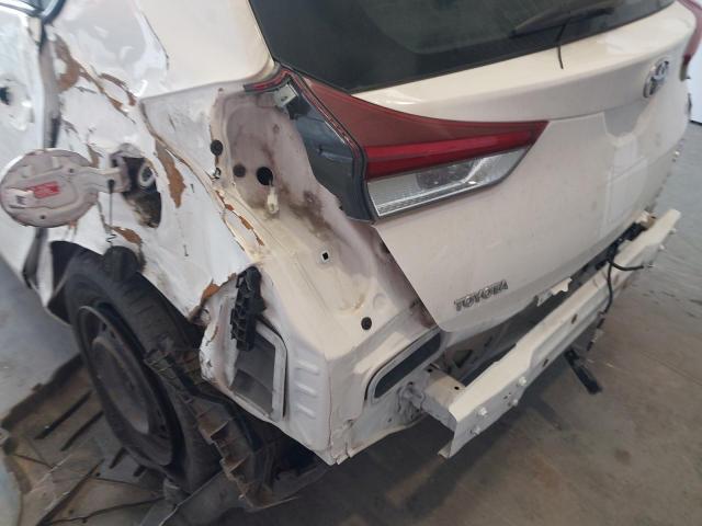 2016 TOYOTA AURIS 