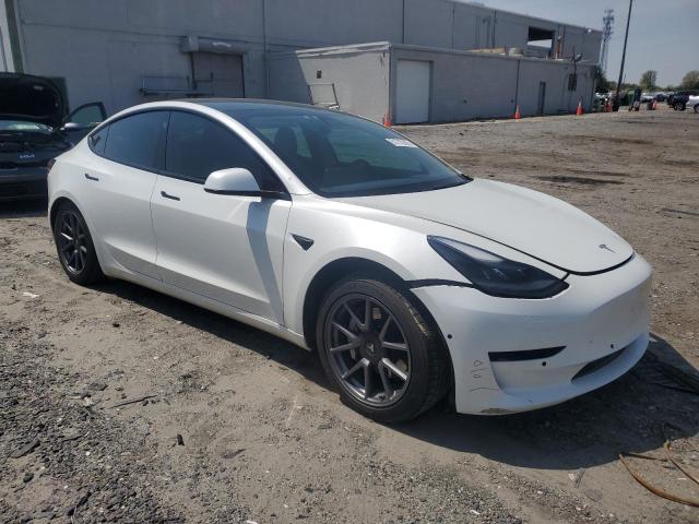  TESLA MODEL 3 2021 Білий