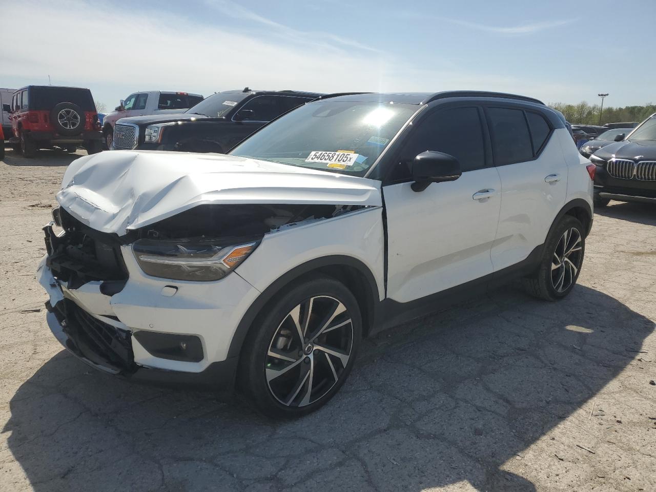 2022 Volvo Xc40 T5 R-Design en Venta en Indianapolis, IN - Minor Dent/Scratches