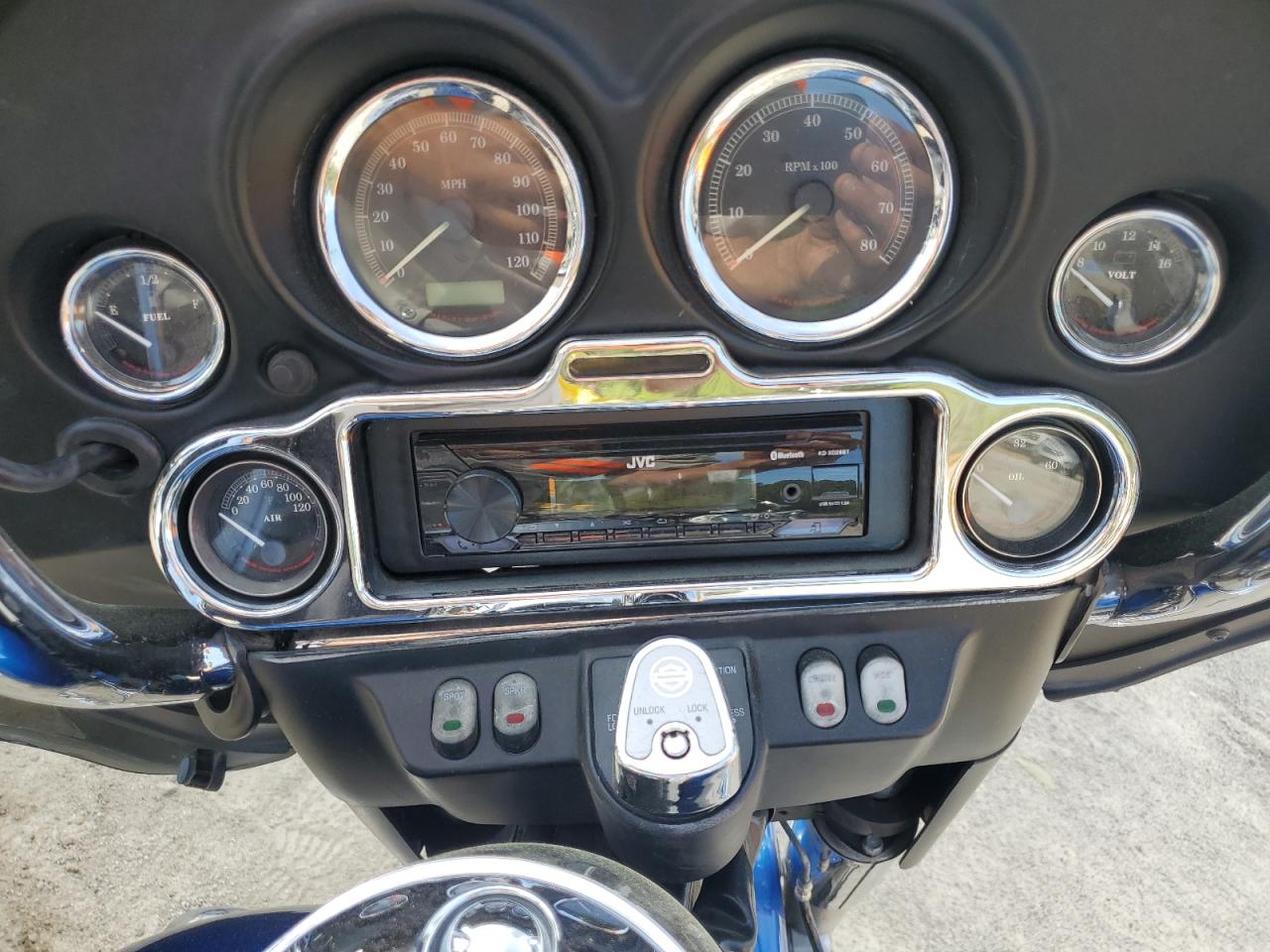 2008 Harley-Davidson Flhtcui VIN: 1HD1FC4188Y656000 Lot: 51895645