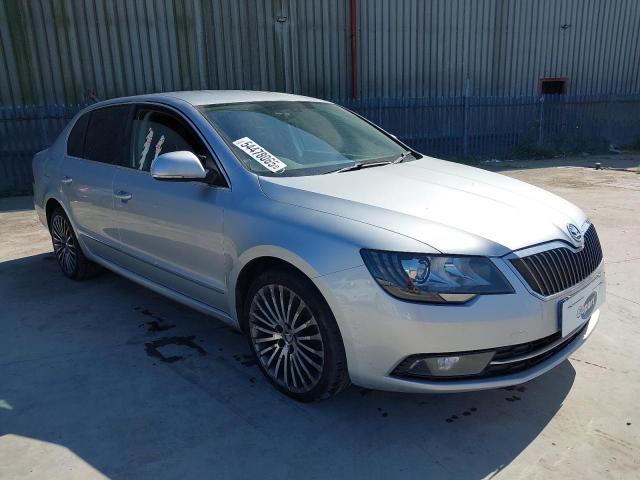 2013 SKODA SUPERB ELE