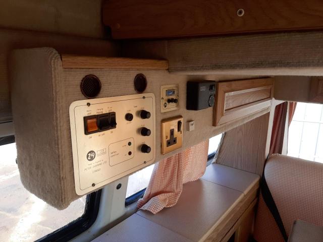1989 VOLKSWAGEN CARAVELLE