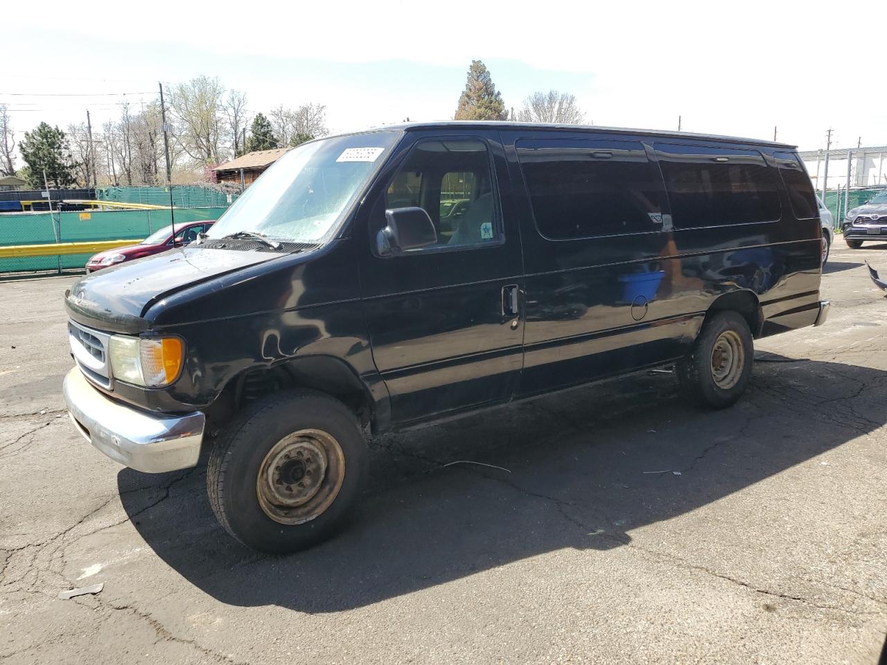 2002 Ford Econoline E350 Super Duty Wagon за продажба в Denver, CO - Minor Dent/Scratches