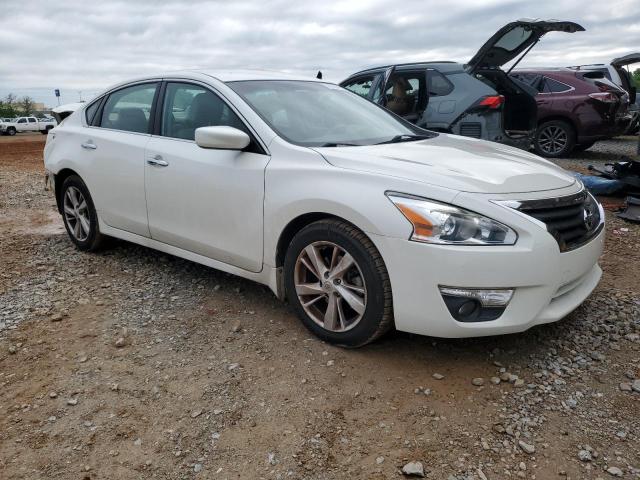 Sedans NISSAN ALTIMA 2015 Biały