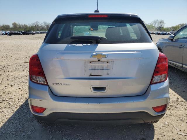  CHEVROLET TRAX 2017 Srebrny