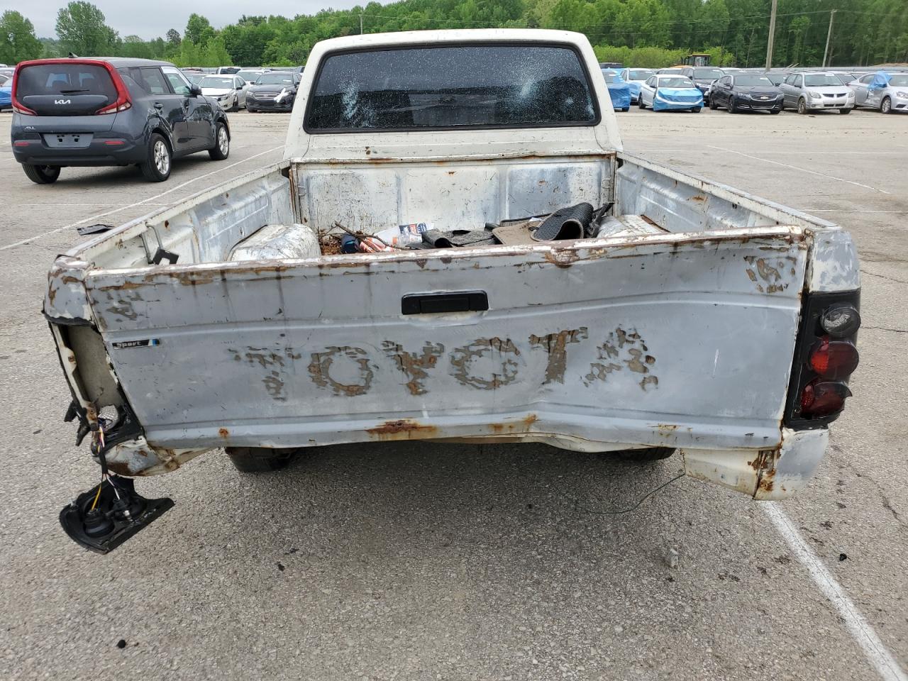 1988 Toyota Pickup 1/2 Ton Rn50 VIN: JT4RN50R0J5122639 Lot: 52792445