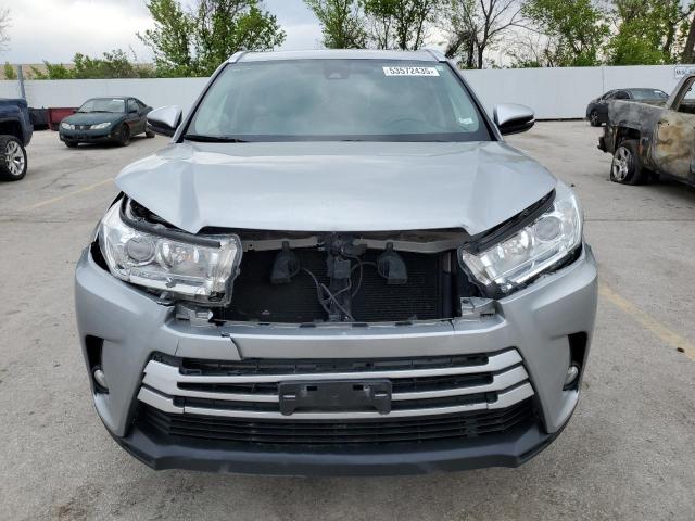  TOYOTA HIGHLANDER 2017 Silver