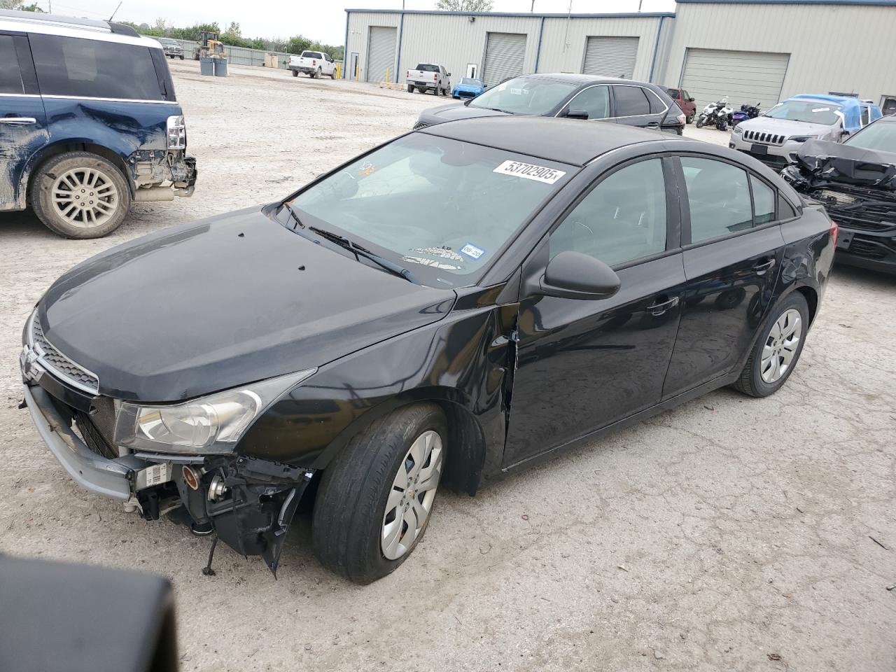 2014 Chevrolet Cruze Ls for Sale in Kansas City, KS - Front End