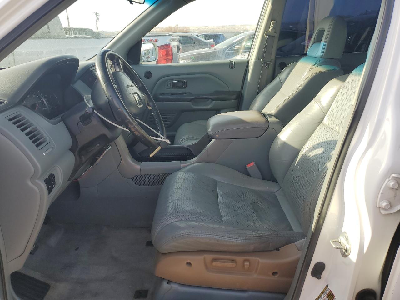 2004 Honda Pilot Exl VIN: 5FNYF18574B003931 Lot: 51701645