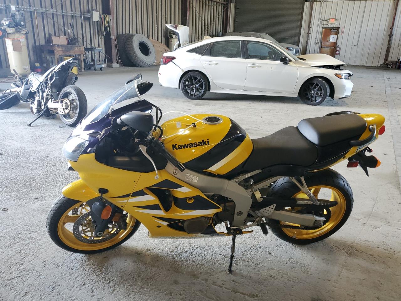 2001 Kawasaki ZX600-J at NJ - Windsor, Copart lot 54255405 2001 Kawasaki ZX600-J at NJ - Windsor, Copart lot 54255405