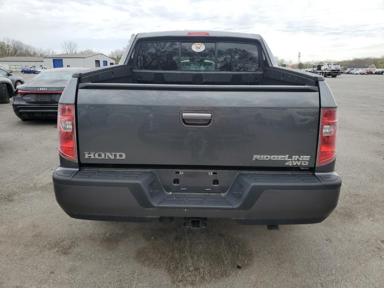 2011 Honda Ridgeline Rts VIN: 5FPYK1F42BB452895 Lot: 52960125