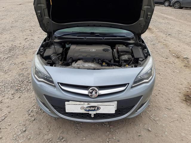 2013 VAUXHALL ASTRA SRI