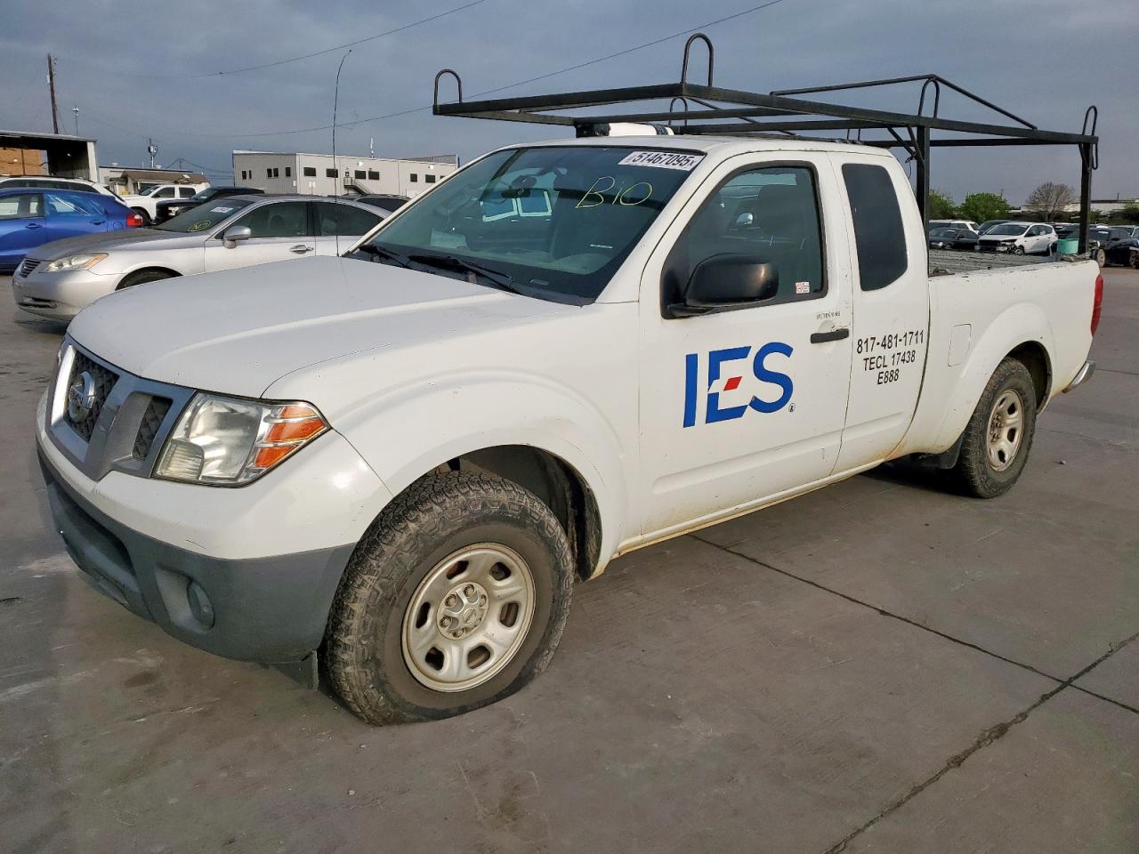 2014 Nissan Frontier S for Sale in Grand Prairie, TX - Minor Dent/Scratches