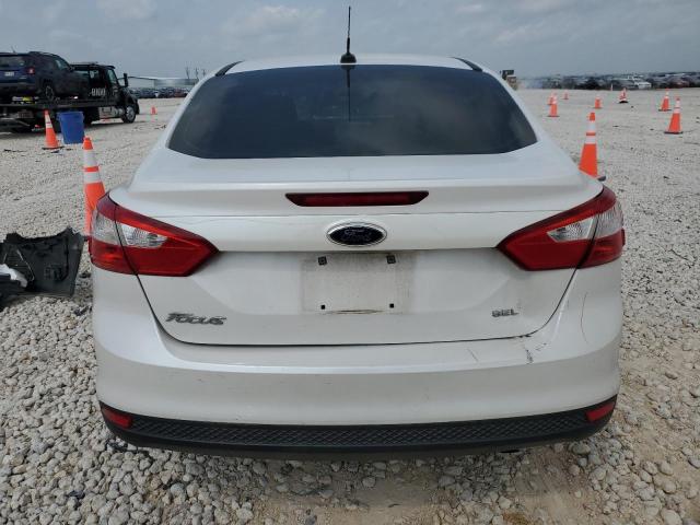 Sedans FORD FOCUS 2012 White