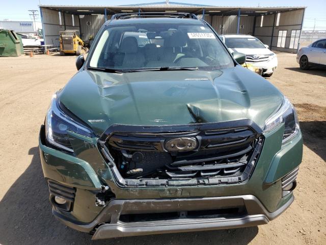  SUBARU FORESTER 2022 Зеленый