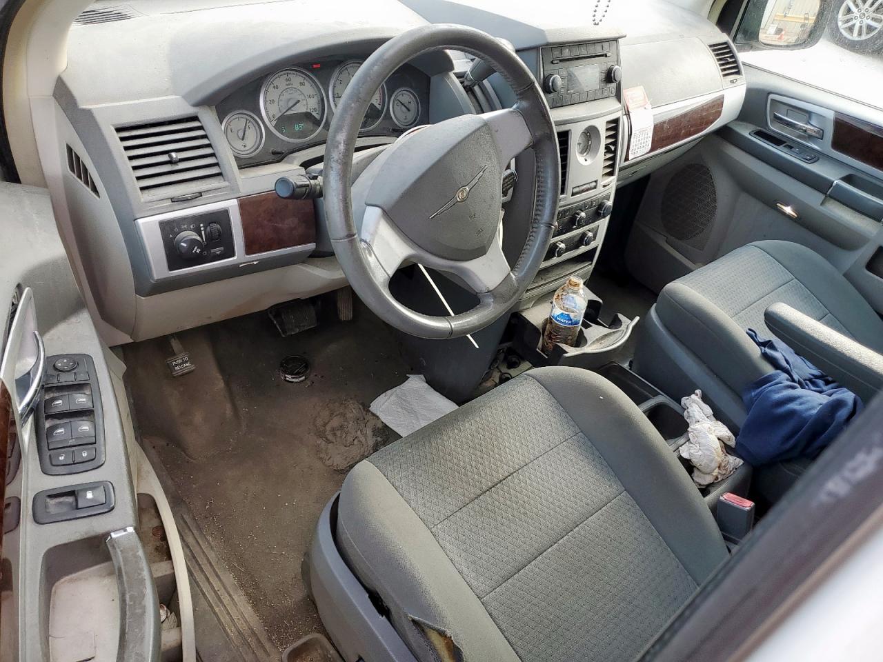 2010 Chrysler Town & Country Touring VIN: 2A4RR5D11AR432711 Lot: 55055925