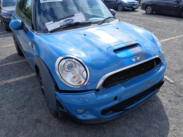 2013 MINI COOPER S B
