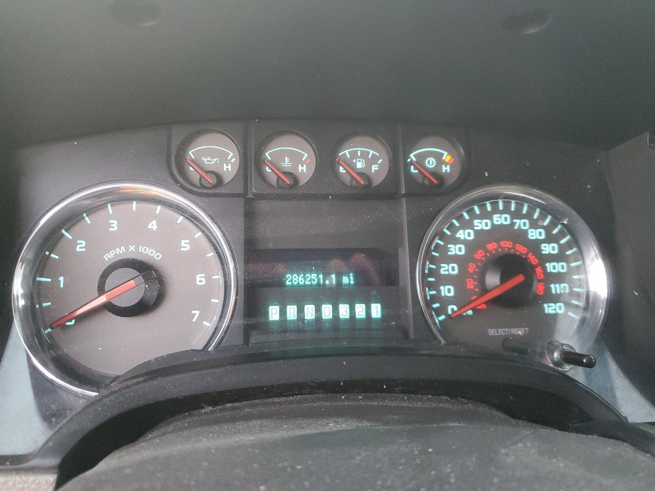 1FTEW1E86AFC10500 2010 Ford F150 Supercrew