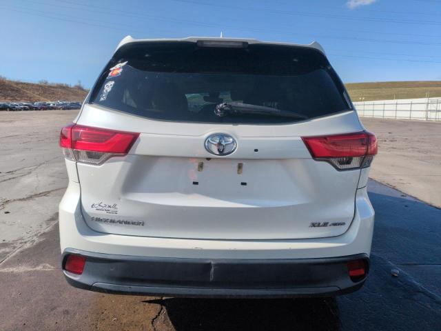  TOYOTA HIGHLANDER 2019 Белы