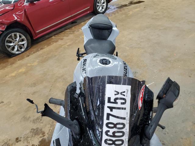 SUZUKI GSXR750 2023 Сріблястий