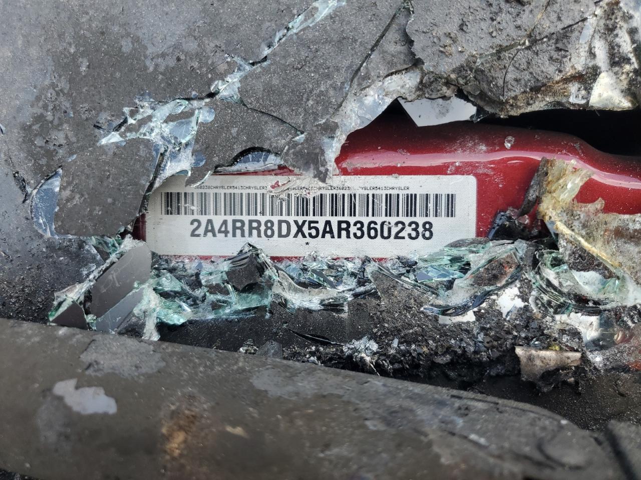 2010 Chrysler Town & Country Touring Plus VIN: 2A4RR8DX5AR360238 Lot: 53932585