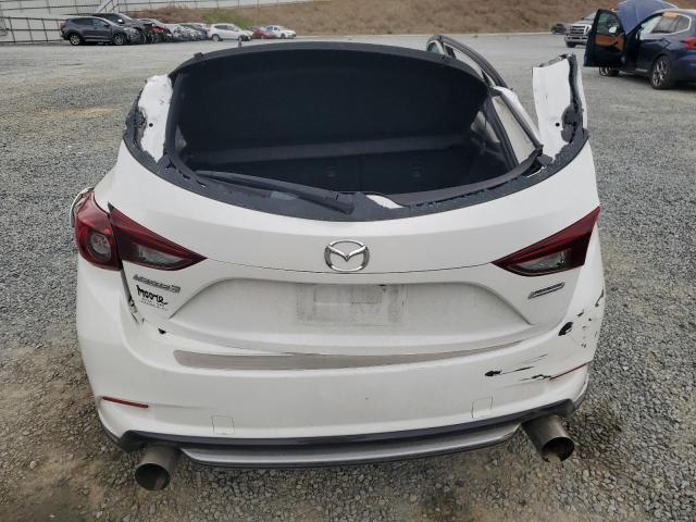  MAZDA 3 2018 Biały