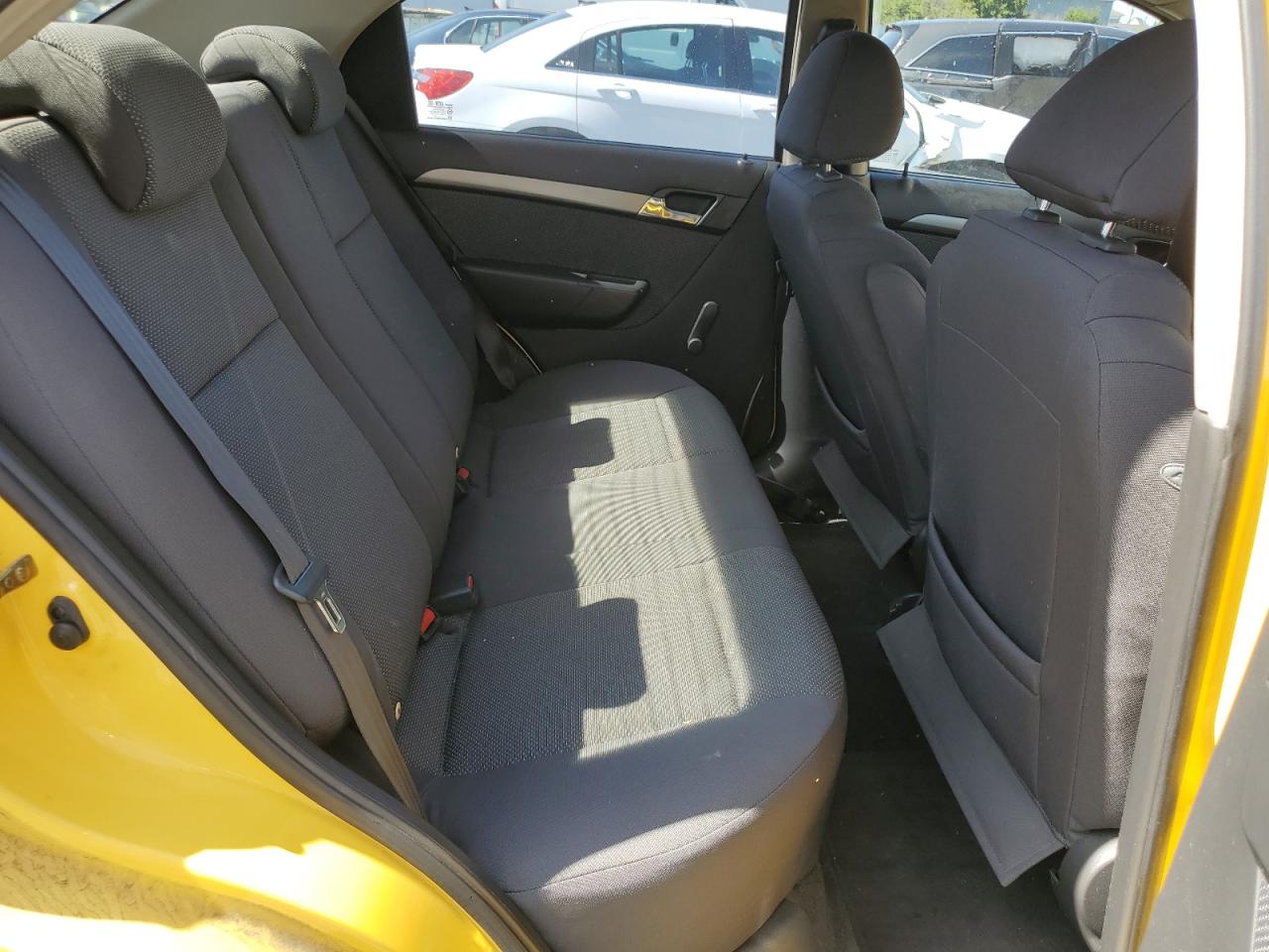 2007 Chevrolet Aveo Base VIN: KL1TD56647B073694 Lot: 52380625