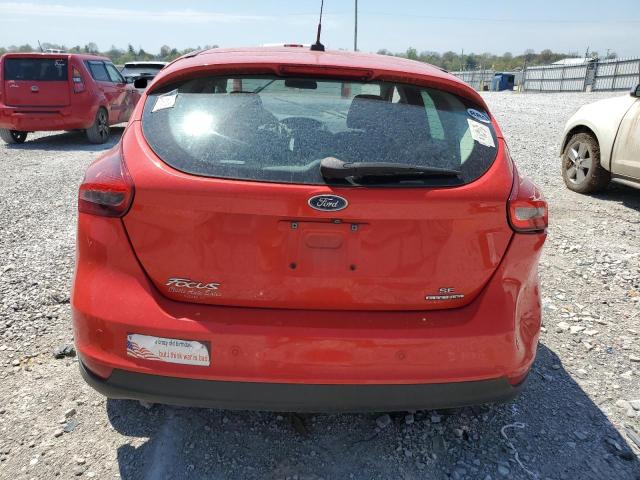 Hatchbacks FORD FOCUS 2015 Red