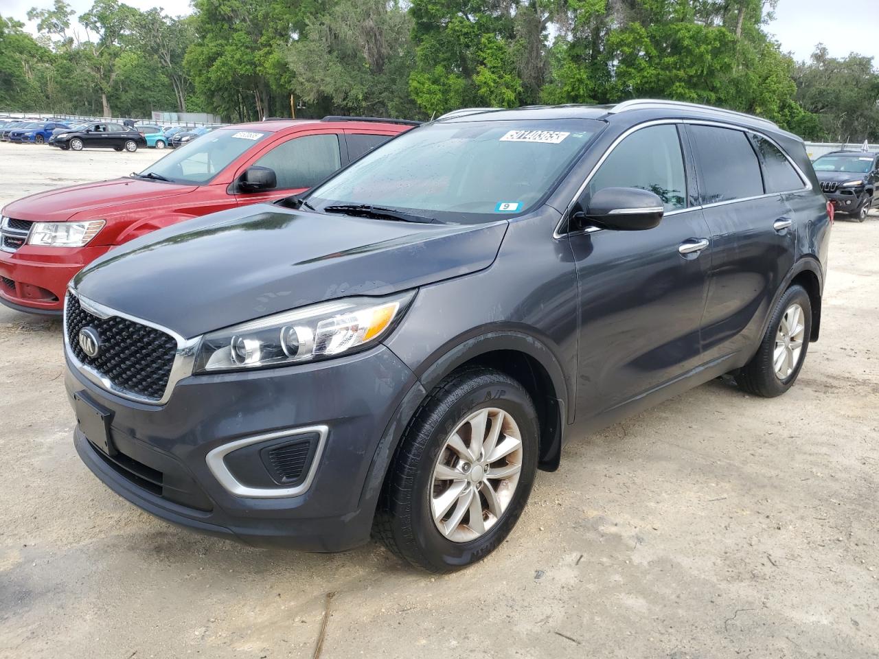2017 Kia Sorento Lx for Sale in Ocala, FL - Minor Dent/Scratches