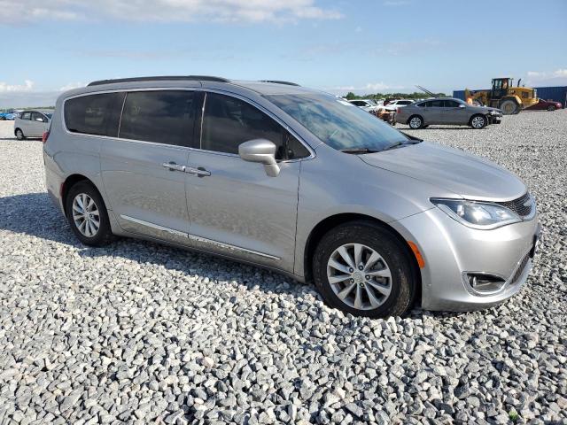  CHRYSLER PACIFICA 2017 Серебристый