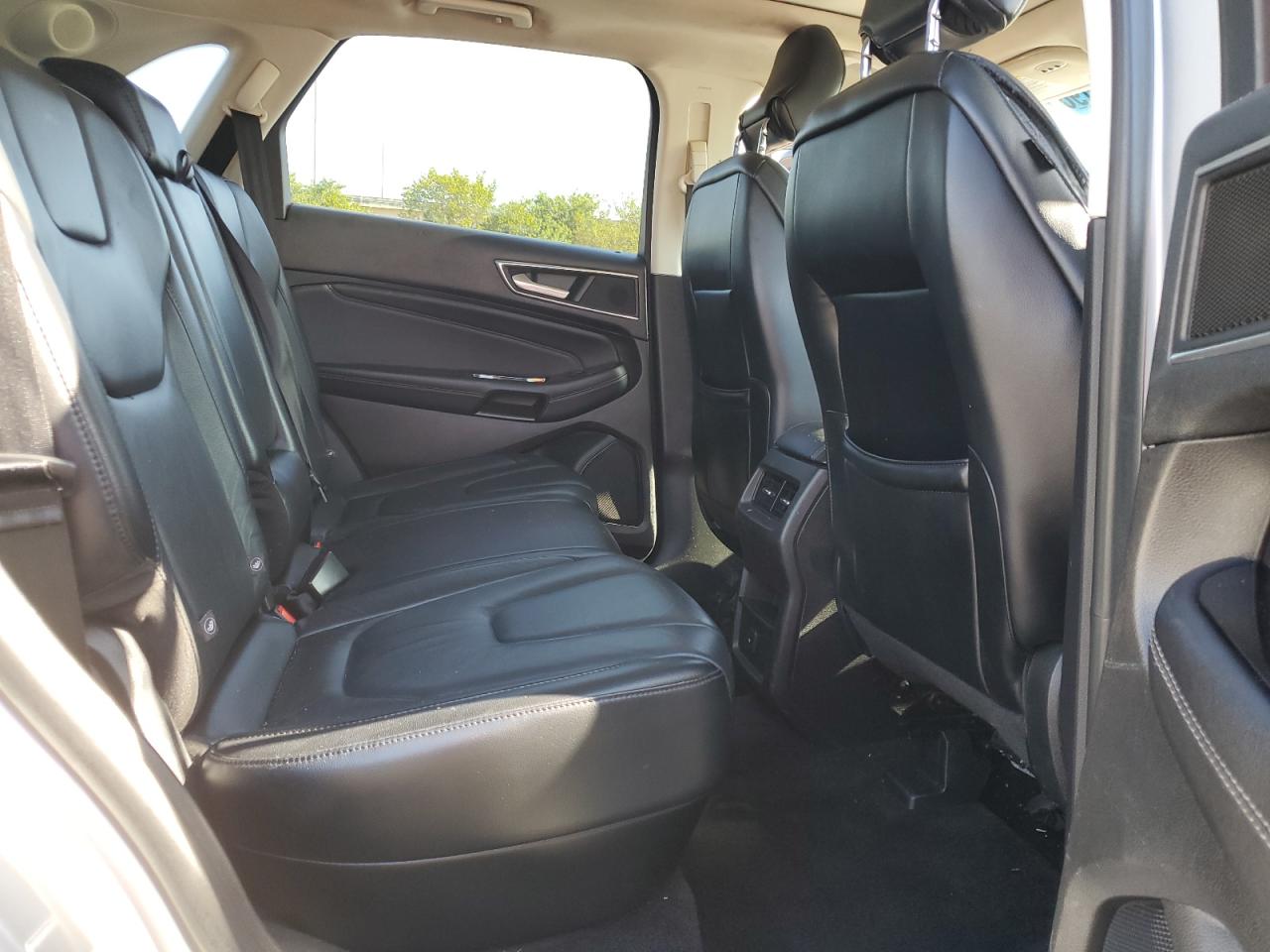 2fmpk3k93gbb22300 2FMPK3K93GBB22300 2016 Ford Edge Titanium