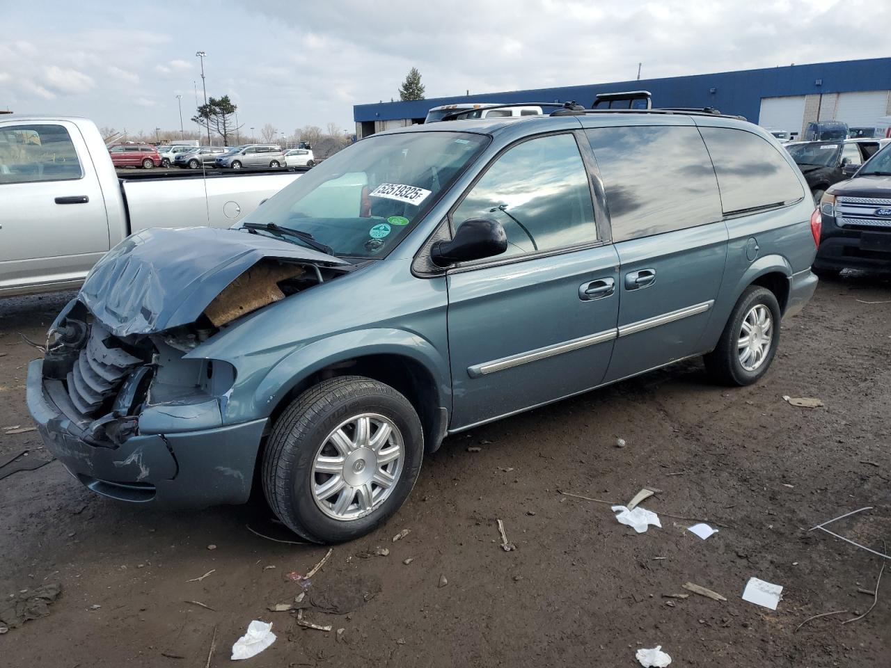 2006 Chrysler Town & Country Touring for Sale in Woodhaven, MI - Front End
