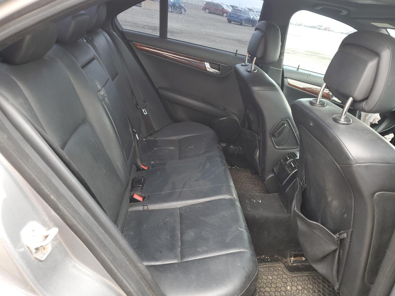 WDDGF81X39F345868 2009 Mercedes-Benz C 300 4Matic