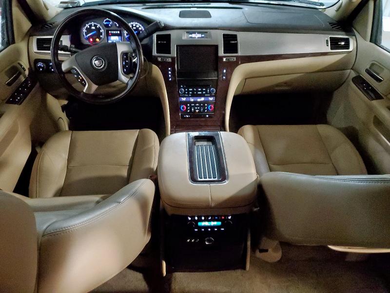  CADILLAC ESCALADE 2014 Білий