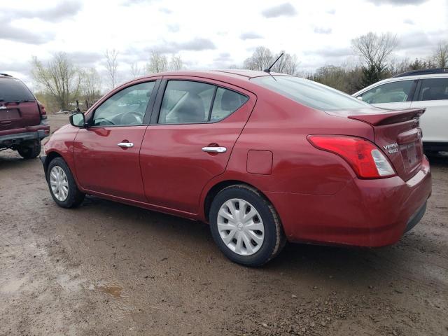  NISSAN VERSA 2018 Czerwony