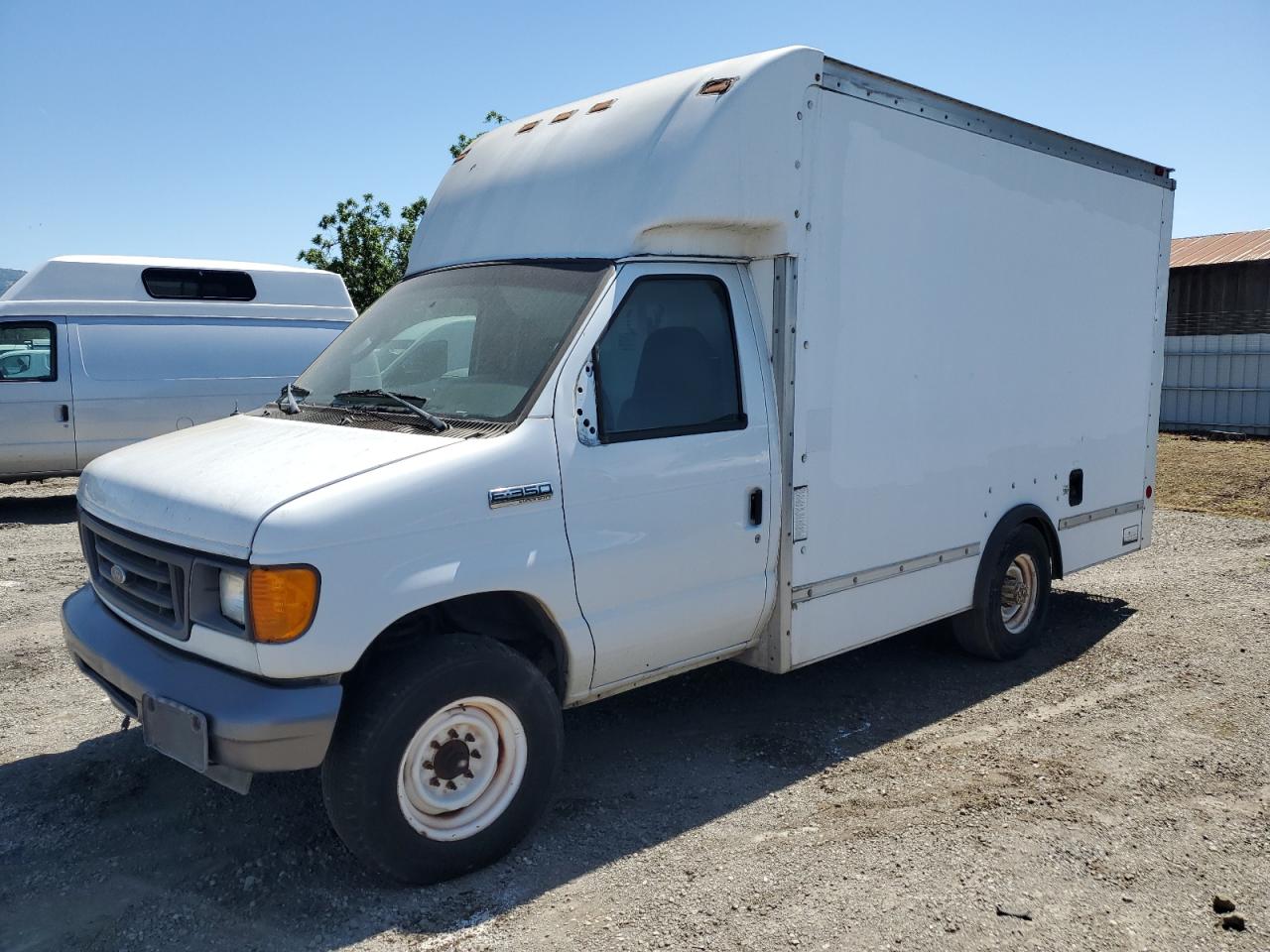 2006 Ford Econoline E350 Super Duty Cutaway Van for Sale in San Martin, CA - Front End